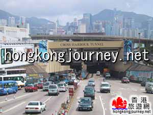 香港海底队道
(香港旅游网)